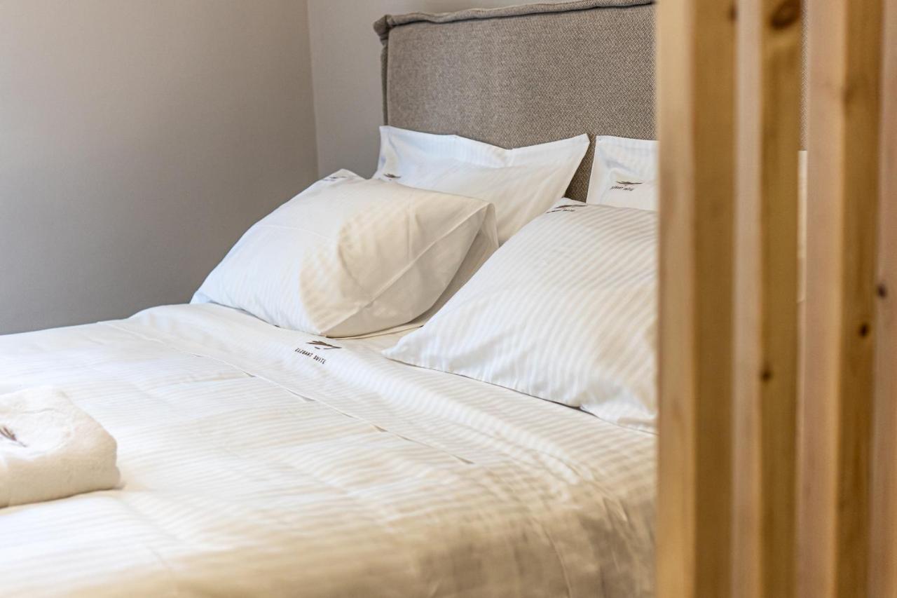 Elegant Suite - Piraeus Ngoại thất bức ảnh